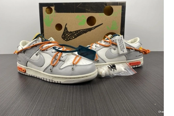 Lot O-W Low DM1602-104 Dunk Nike 44 0901